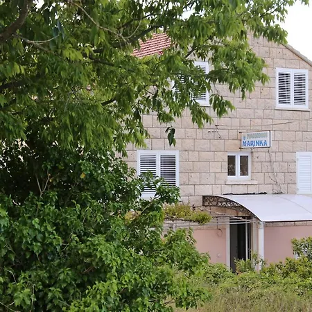 Bed & Breakfast Pansion Marinka-bire Lumbarda