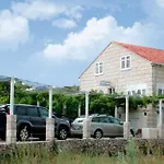 Pansion Marinka-bire Nocleg ze śniadaniem 3*