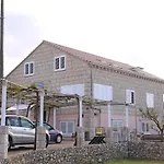 Pansion Marinka-bire
