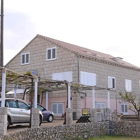 Pansion Marinka-bire