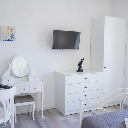 Bed & Breakfast Pansion Marinka-bire